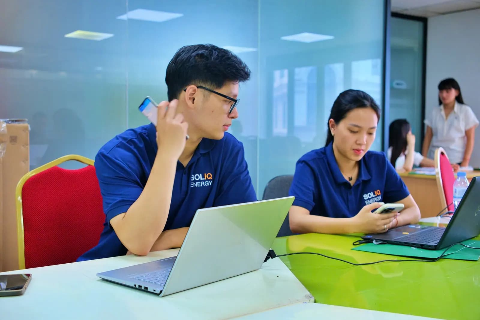 Hình ảnh thực tế đội ngũ SOLIQ tại hiện trường 12